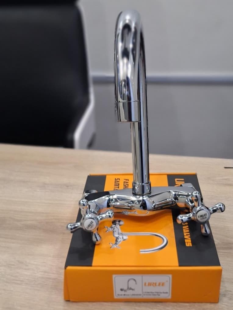 LIRLEE Wall-Mount Kitchen Mixer Tap